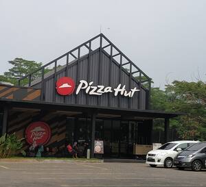 Pizza Hut - Jakarta Garden City Cakung Timur Jakarta Timur - Traveloka Eats